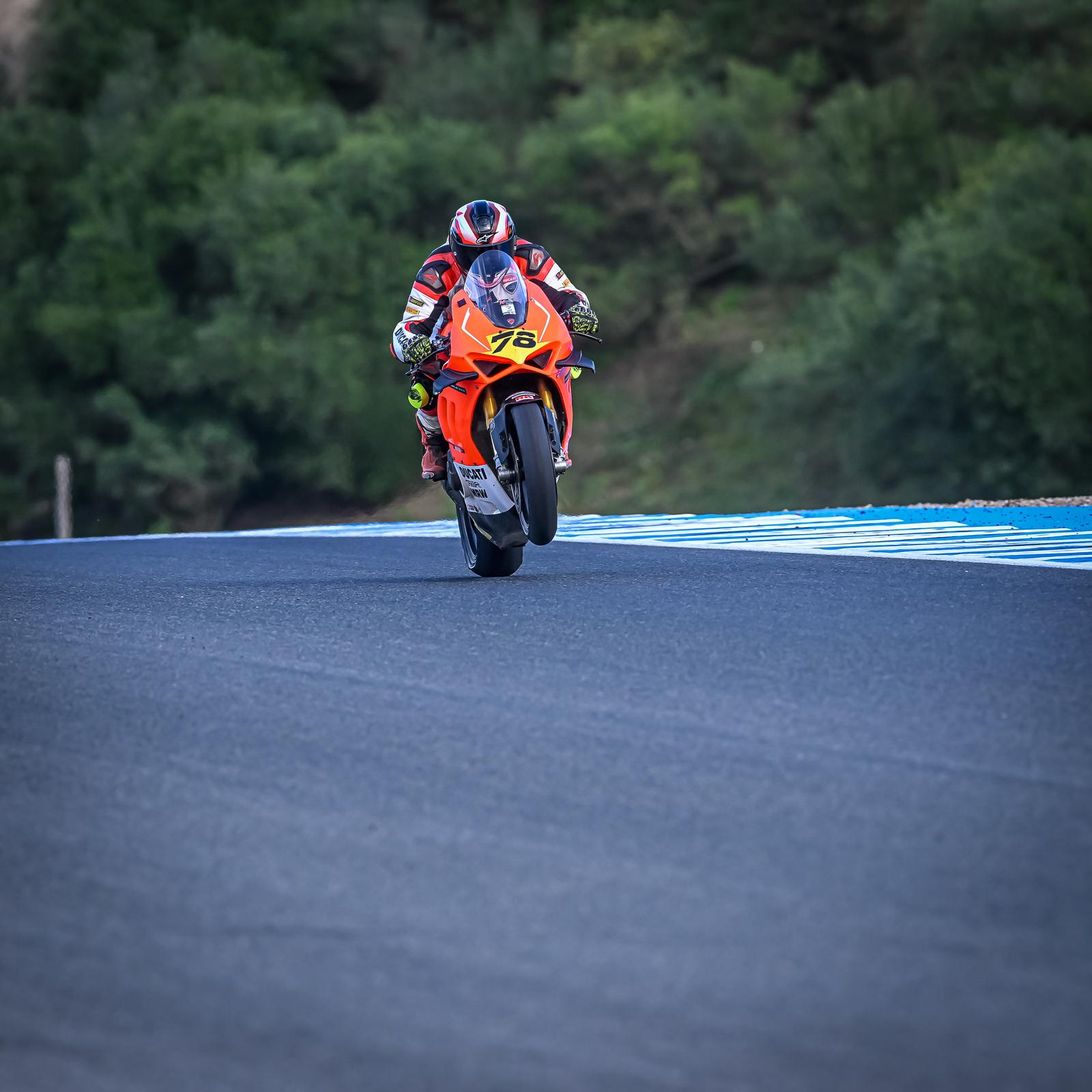 Rodadas en moto en Circuitos de España - Racing100